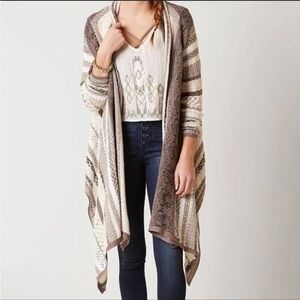 EUC Billabong long cardigan Size L